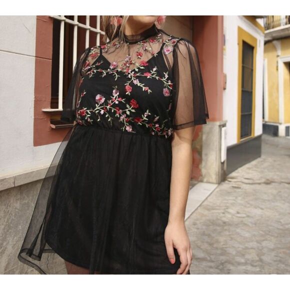 Black Mesh Babydoll Dress w/Floral Embroidery 1x Garden Party/Whimsygoth - Picture 5 of 6